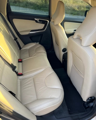 Volvo XC 60 cena 58900 przebieg: 299100, rok produkcji 2011 z Będzin małe 79